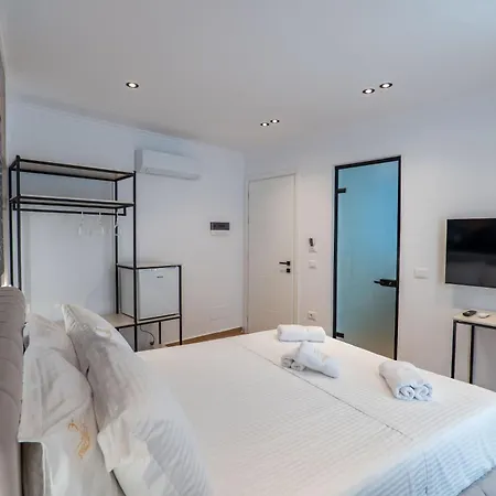 Sagittarius Hotel Sarande